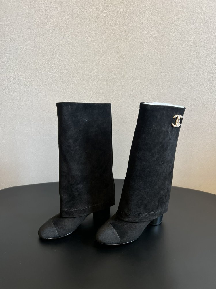 Чоботи жіночі на блочном підборах