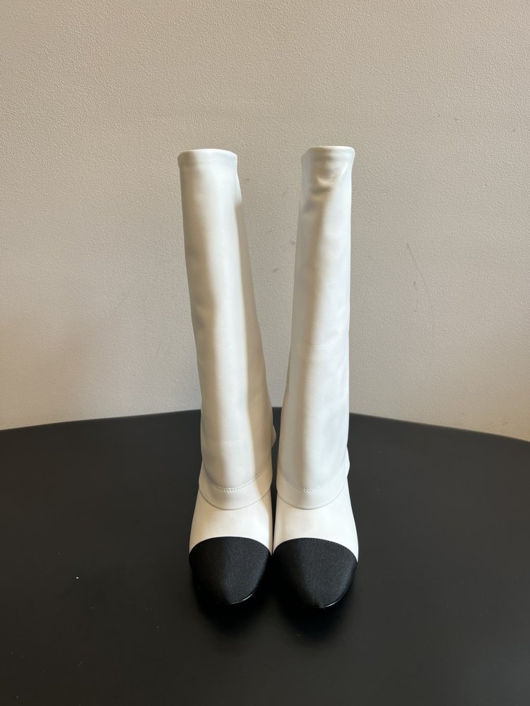 Чоботи жіночі на блочном підборах фото 2