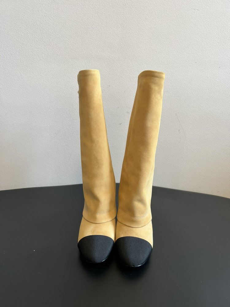 Чоботи жіночі на блочном підборах фото 2