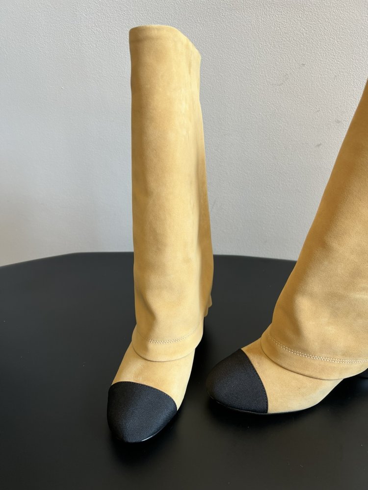 Чоботи жіночі на блочном підборах фото 5