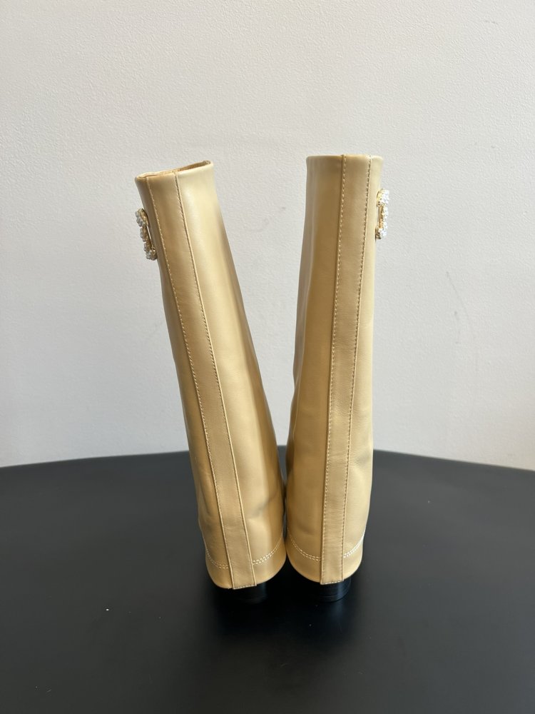 Чоботи жіночі на блочном підборах фото 9