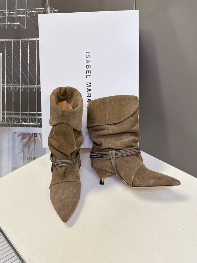 Сапоги женские на каблуке фото 4