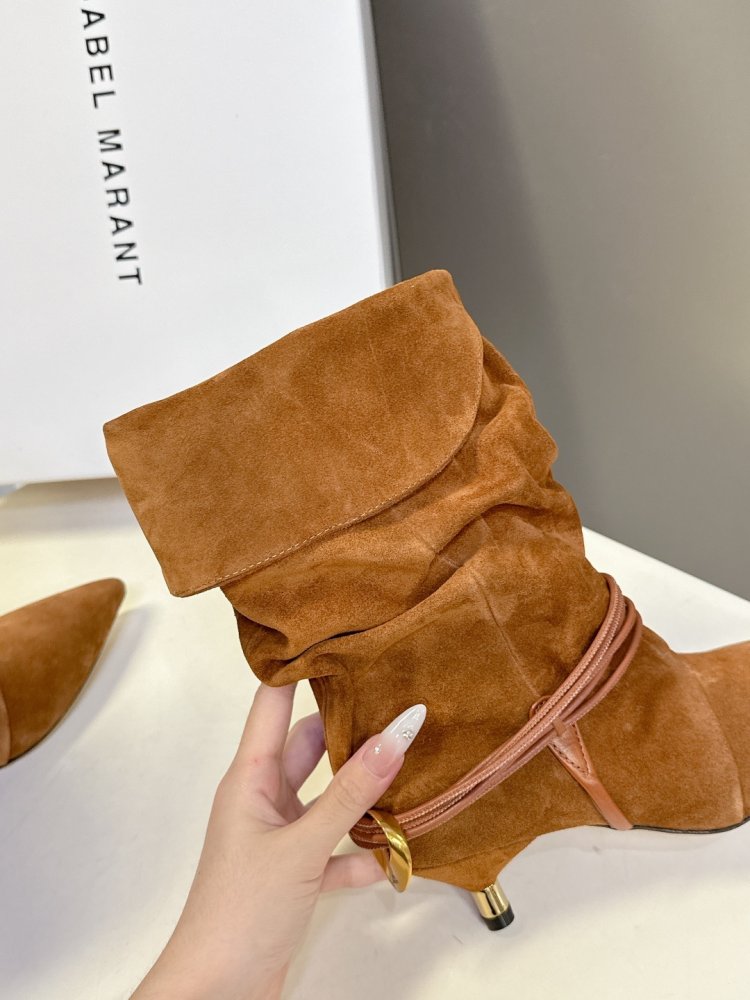 Сапоги женские на каблуке фото 7