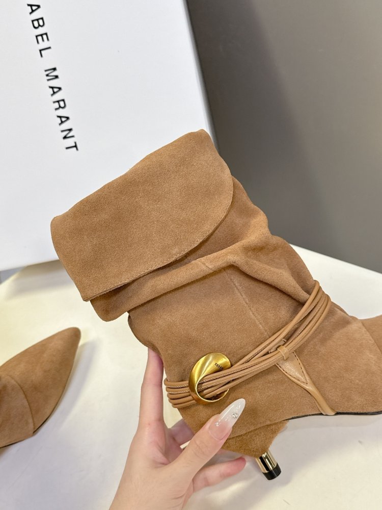 Сапоги женские на каблуке фото 7