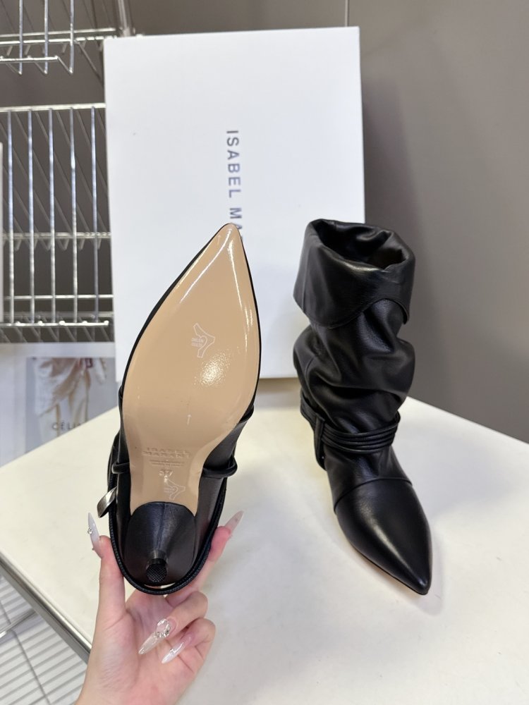 Сапоги женские на каблуке фото 9