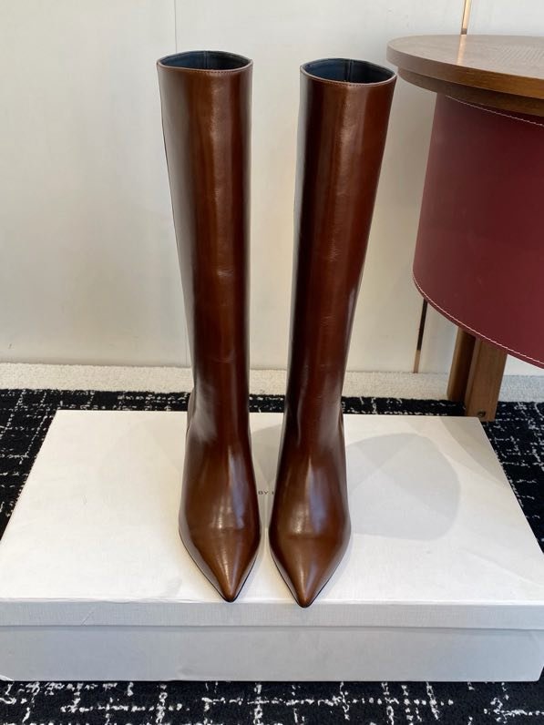 Сапоги женские на коротком каблуке фото 6
