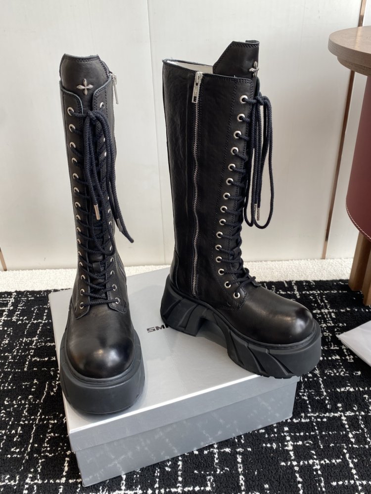 Сапоги женские на толстой подошве фото 3