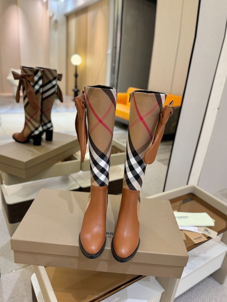 Сапоги женские на толстом каблуке фото 4