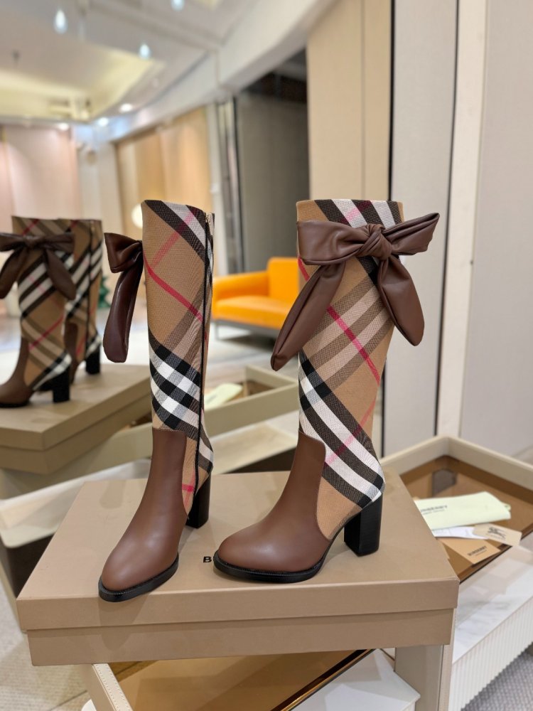 Сапоги женские на толстом каблуке фото 6