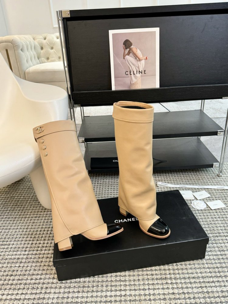 Сапоги женские на высоком каблуке и с круглым носком фото 4