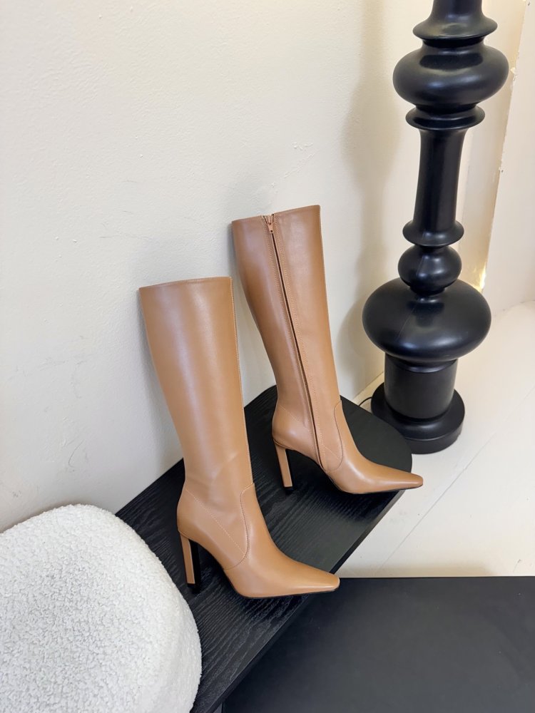 Сапоги женские на высоком каблуке с боковой молнией фото 4