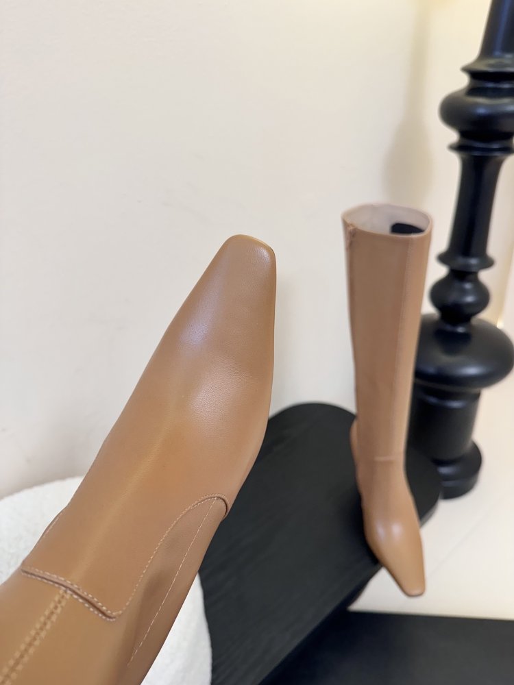 Сапоги женские на высоком каблуке с боковой молнией фото 6