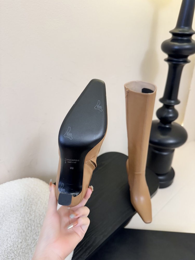 Сапоги женские на высоком каблуке с боковой молнией фото 9