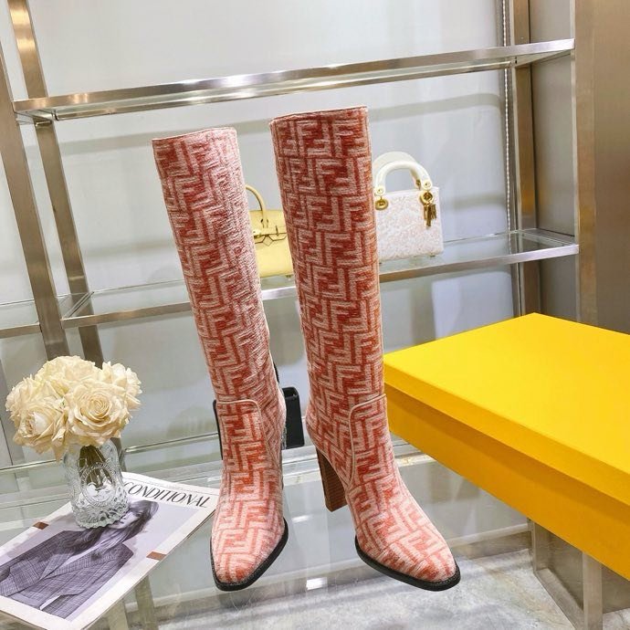 Сапоги женские на высоком каблуке фото 2