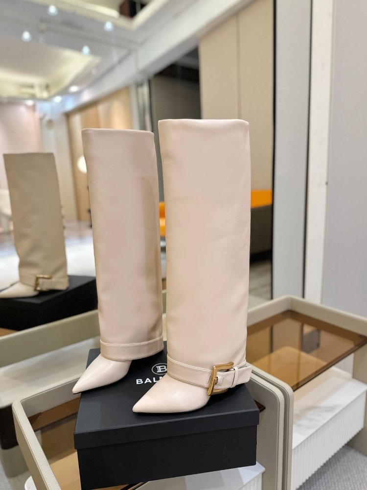 Чоботи жіночі на високому підборах фото 6