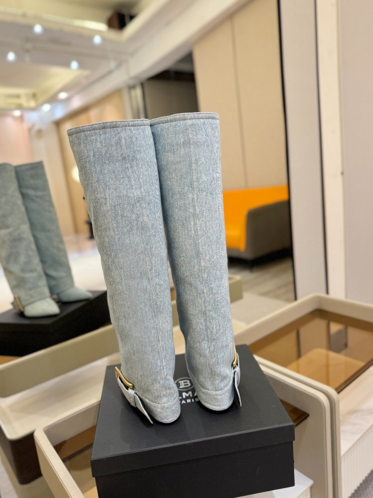 Чоботи жіночі на високому підборах фото 7