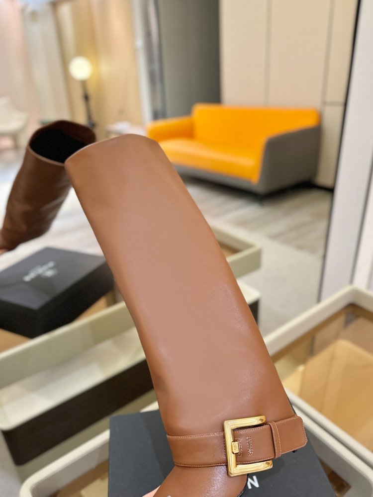 Чоботи жіночі на високому підборах фото 8