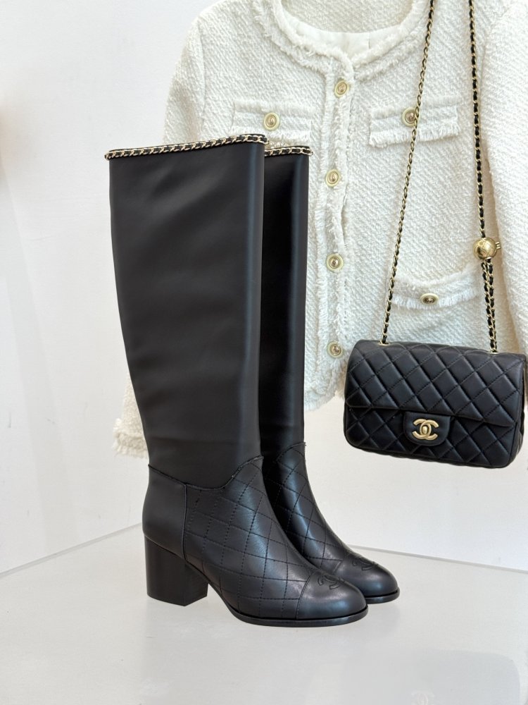 Чоботи жіночі з блочным каблуком