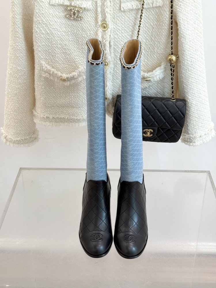 Boots women's from блочным heel фото 4