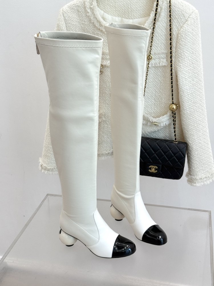 Сапоги женские с каблуком Double C Giant Pearl фото 3