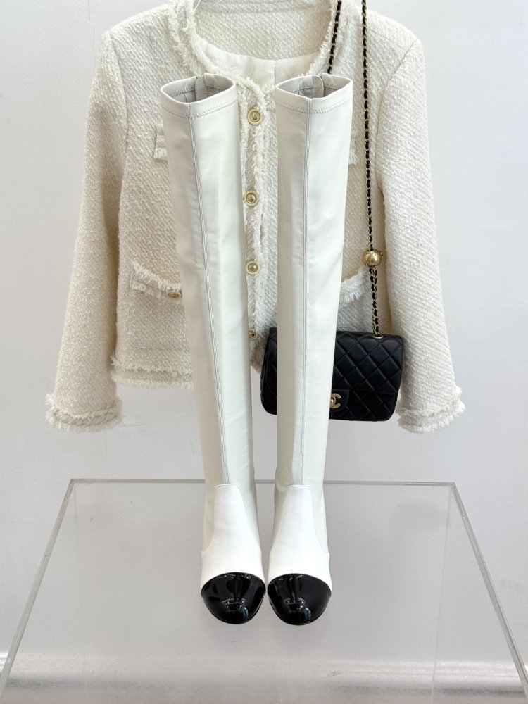 Сапоги женские с каблуком Double C Giant Pearl фото 4