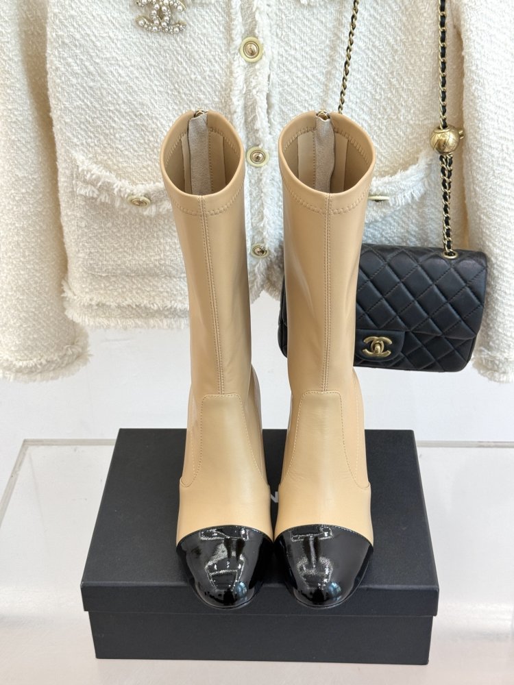 Сапоги женские с каблуком Double C Giant Pearl фото 4