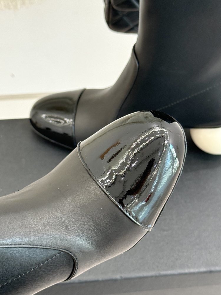 Сапоги женские с каблуком Double C Giant Pearl фото 7