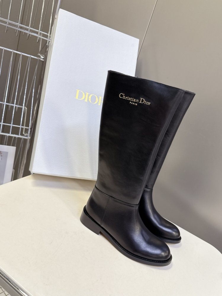 Сапоги женские с прямым голенищем фото 3