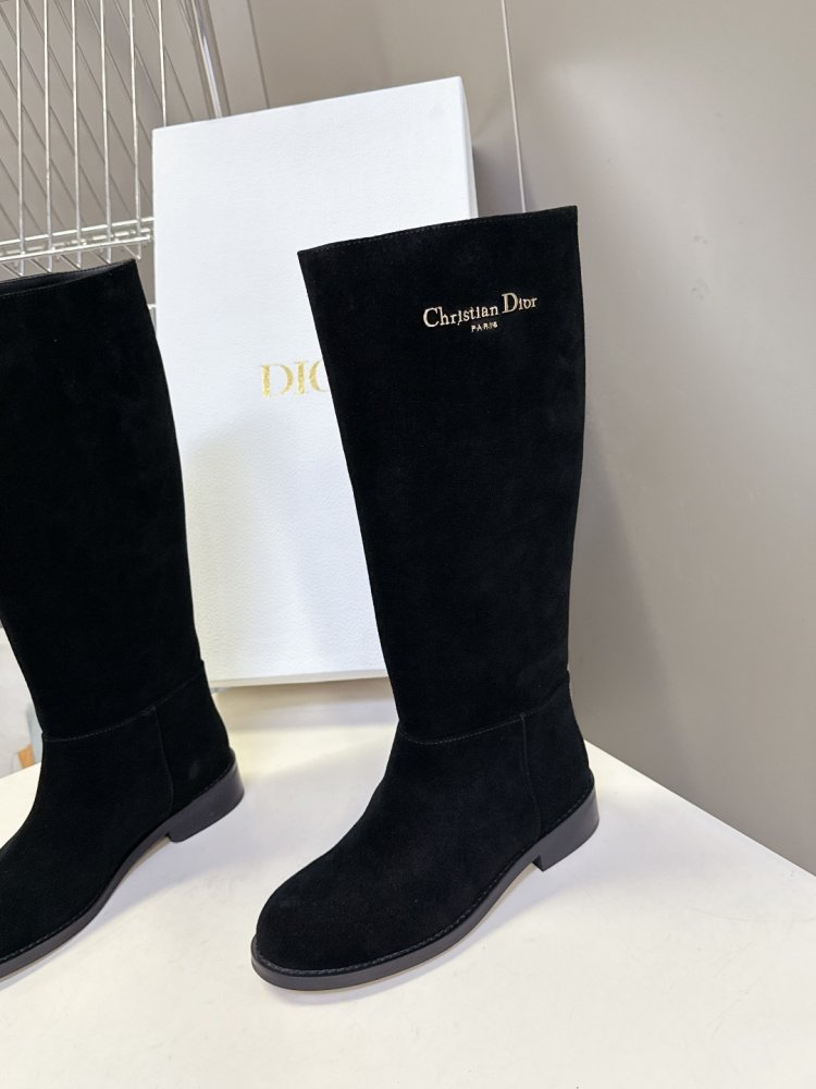 Сапоги женские с прямым голенищем фото 4