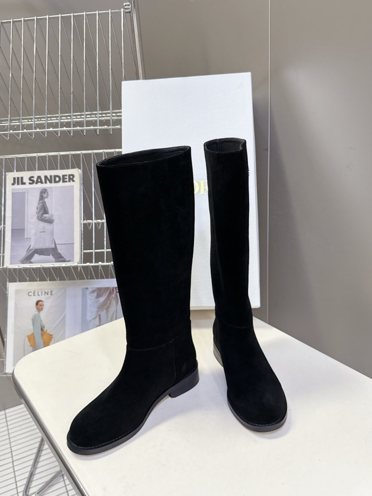 Сапоги женские с прямым голенищем фото 5