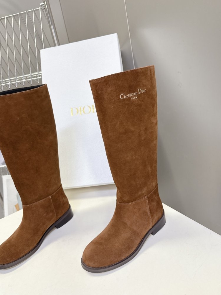 Сапоги женские с прямым голенищем фото 5