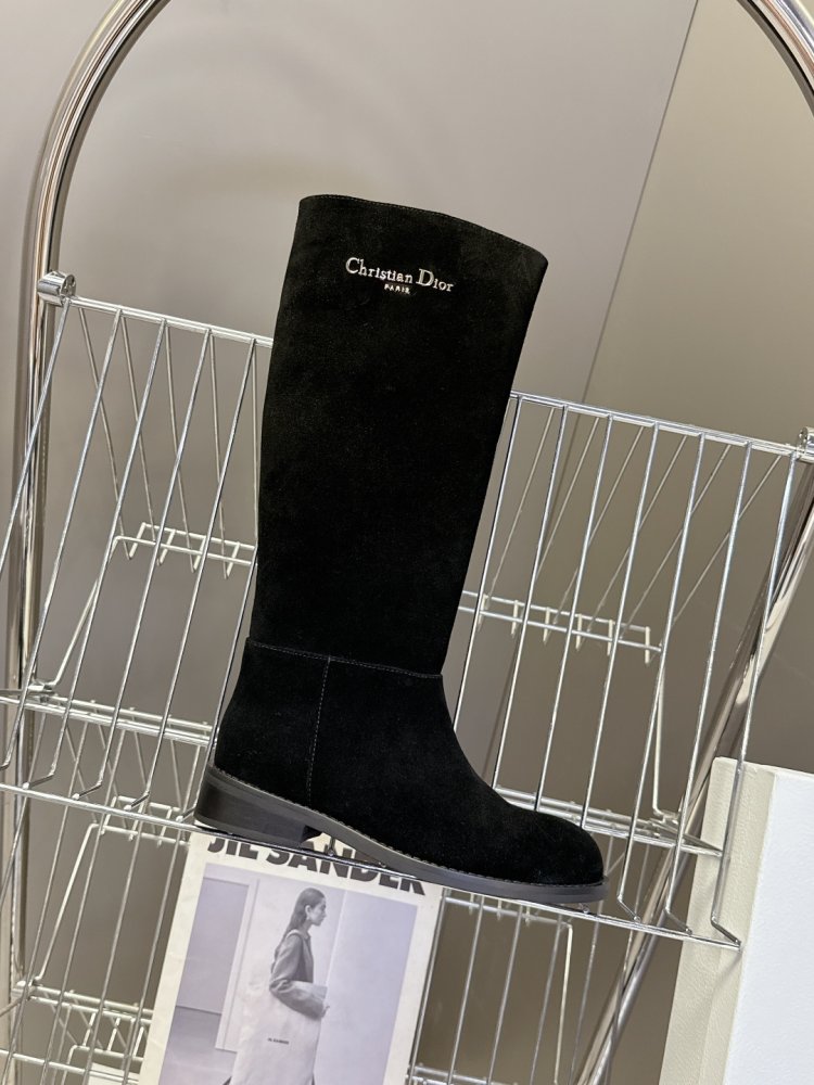 Сапоги женские с прямым голенищем фото 6