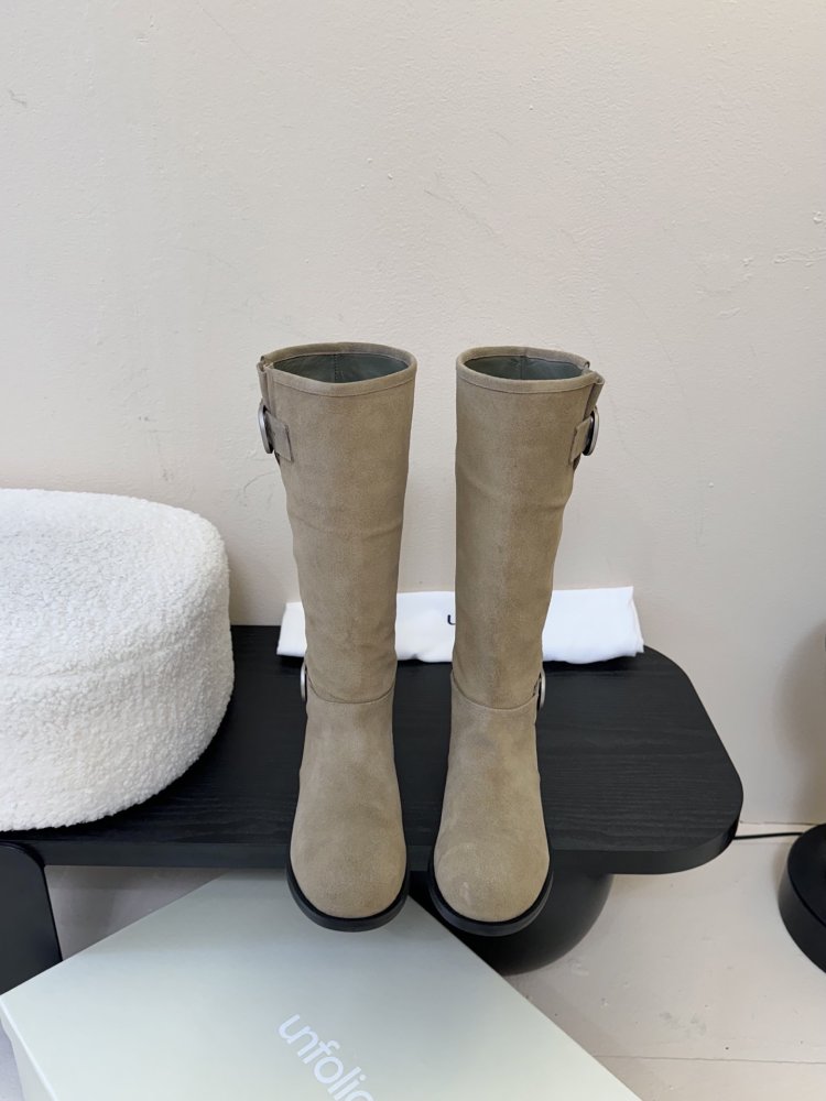 Сапоги женские