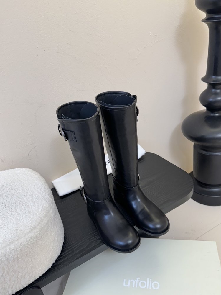 Сапоги женские