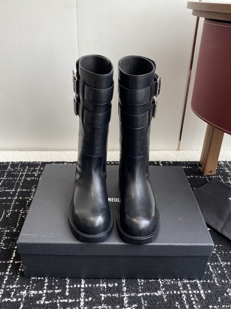 Сапоги женские