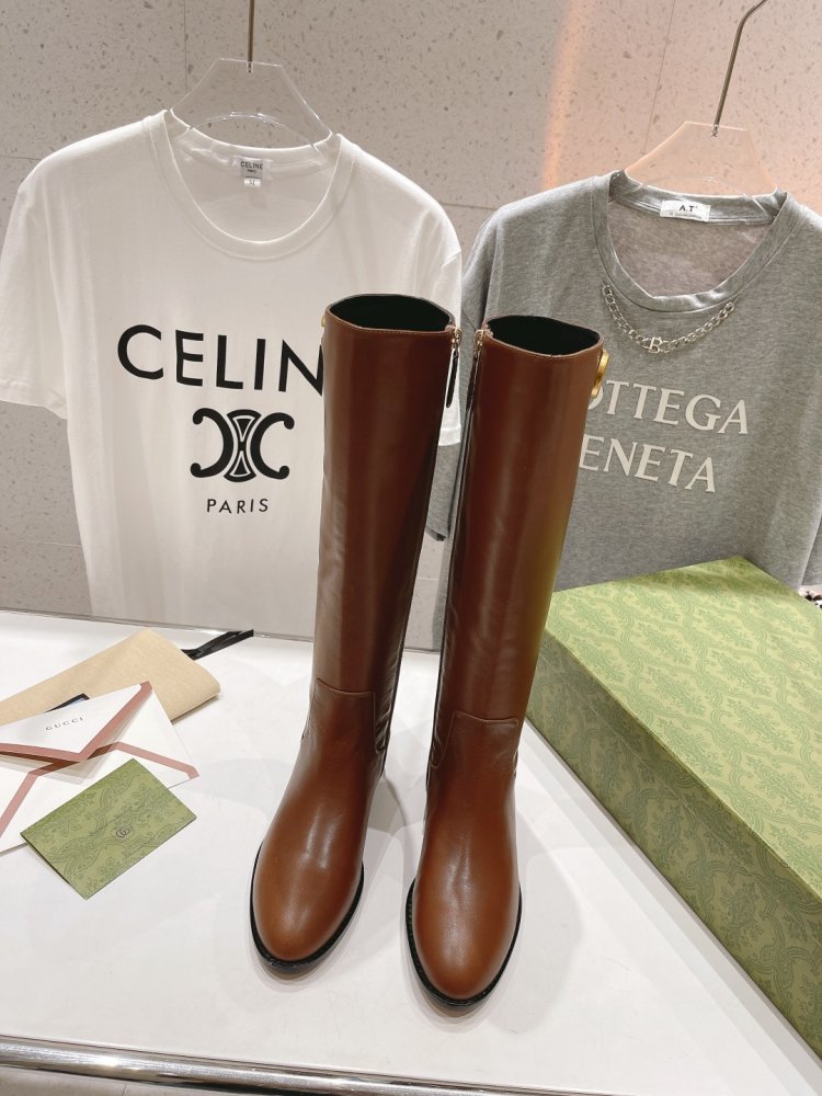 Сапоги женские