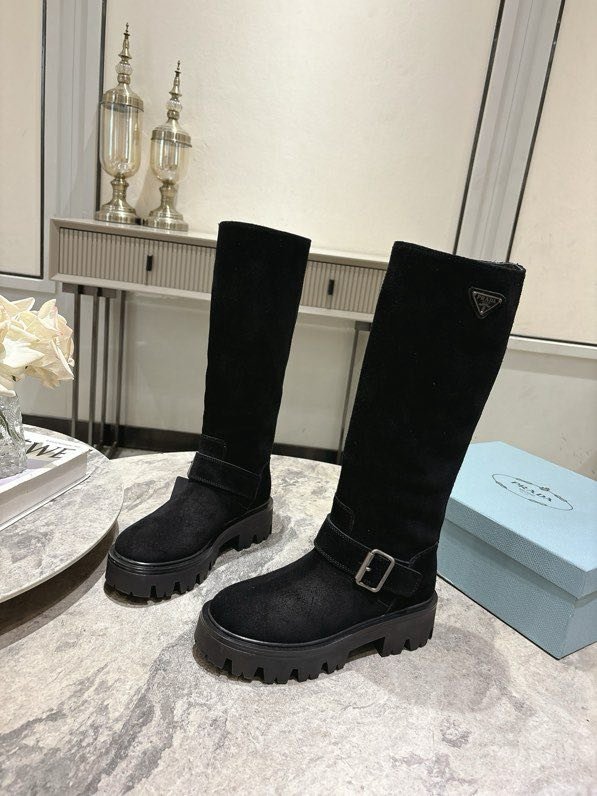 Сапоги женские