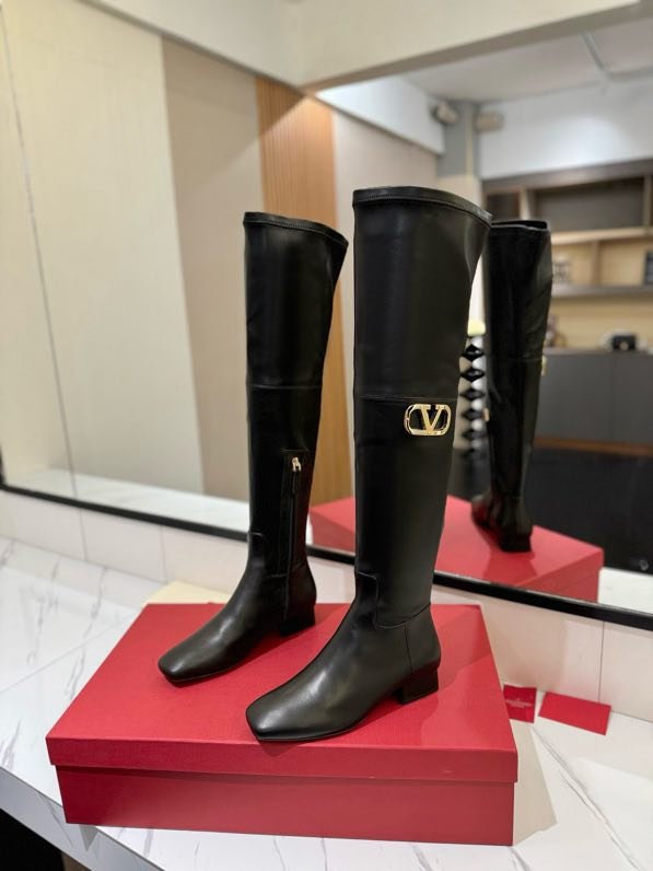 Сапоги женские