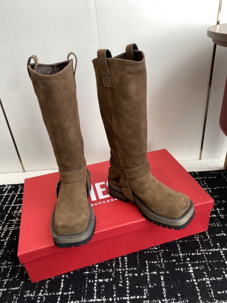 Сапоги женские