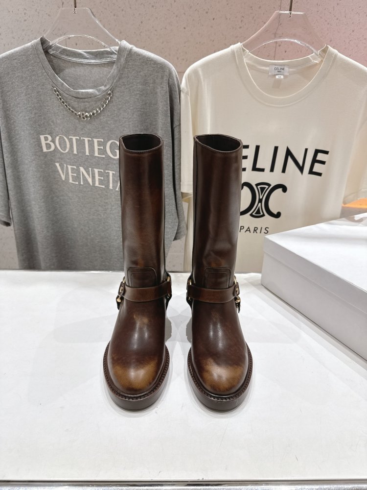 Сапоги женские