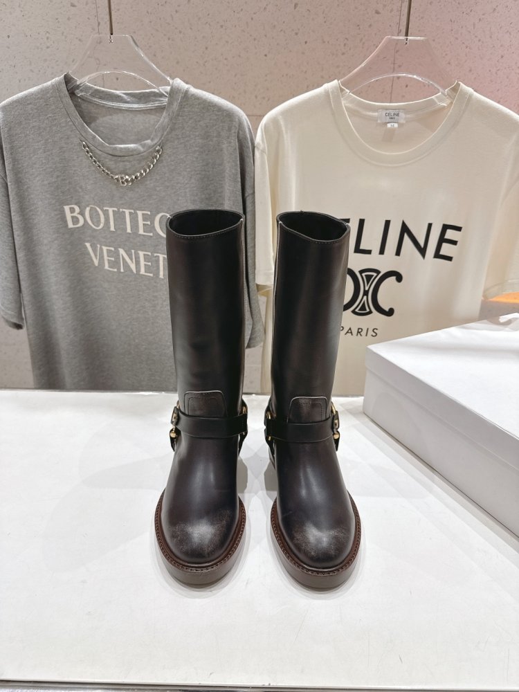 Сапоги женские