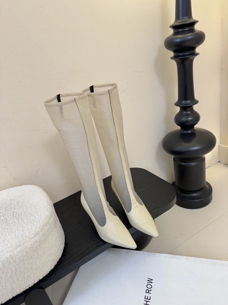 Сапоги женские