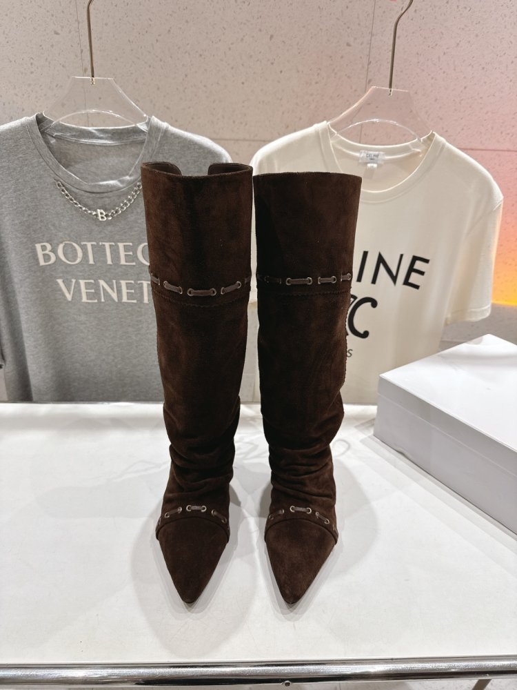 Сапоги женские