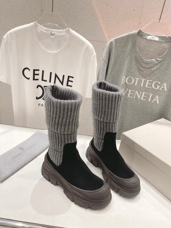 Сапоги женские