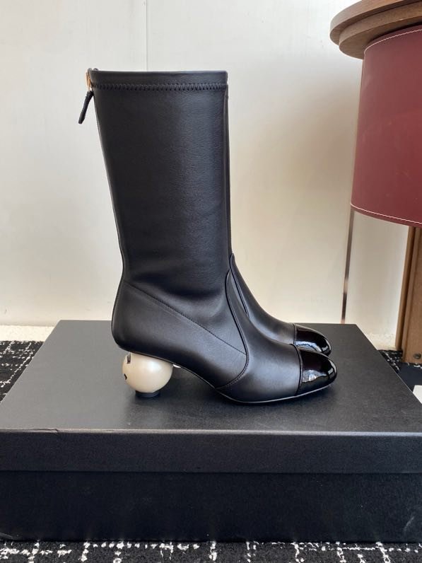 Сапоги женские