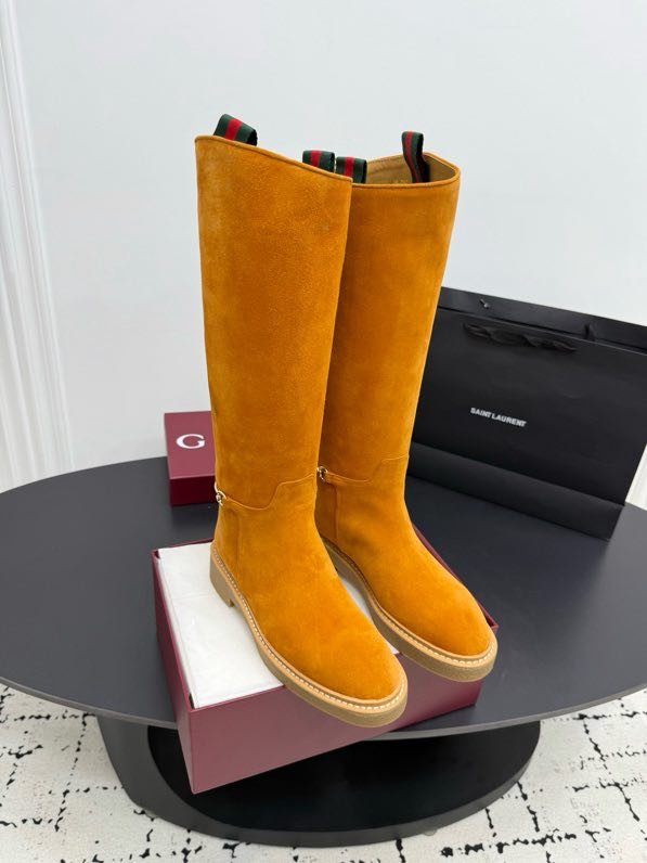 Сапоги женские