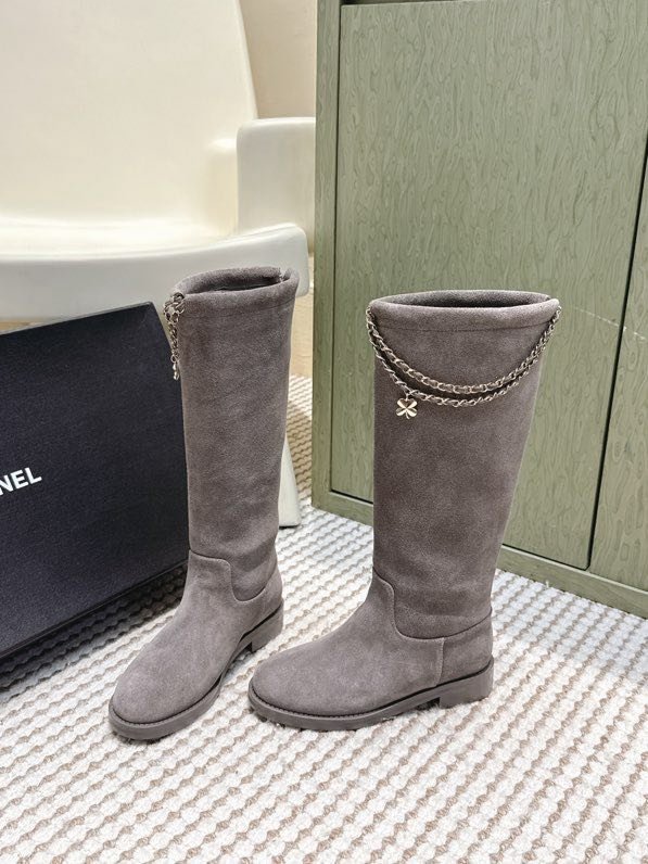 Сапоги женские