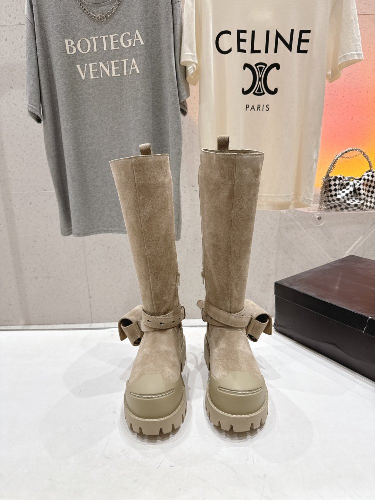 Сапоги женские