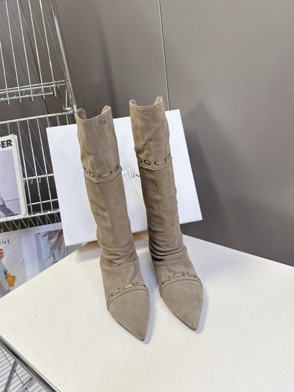 Сапоги женские фото 2