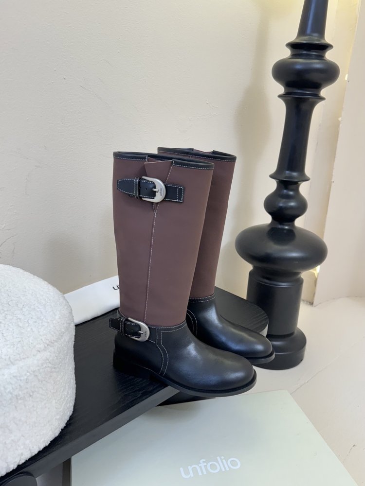 Сапоги женские фото 2